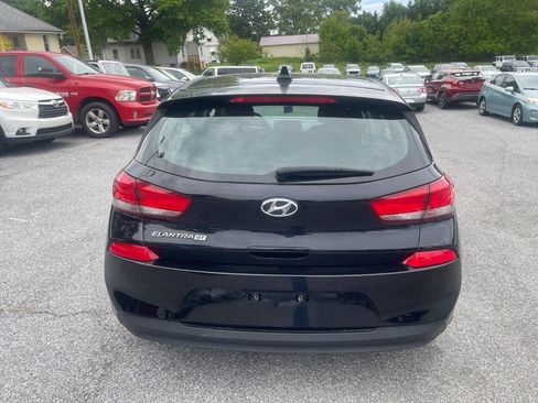 Used 2018 Hyundai Elantra GT FWD image 7