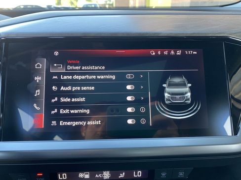 Used 2022 Audi Q4 e-tron Premium Plus image 41