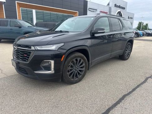 Used 2023 Chevrolet Traverse RS AWD/4WD image 2
