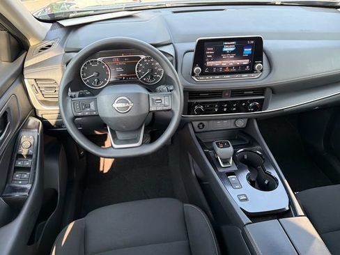 Used 2026 Nissan Rogue S FWD image 22