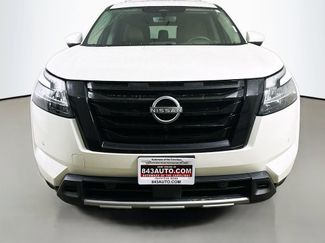 Used 2024 Nissan Pathfinder Platinum video 2
