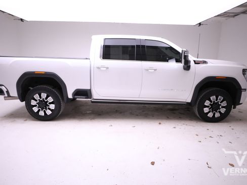 Used 2024 GMC Sierra 2500 Denali w/ Denali Reserve Package image 6