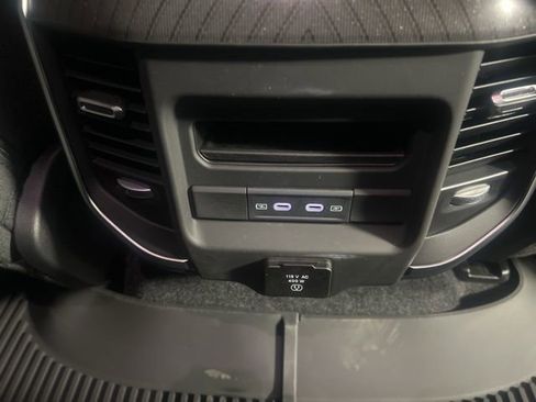 New 2026 RAM 1500 4x4 Crew Cab image 35