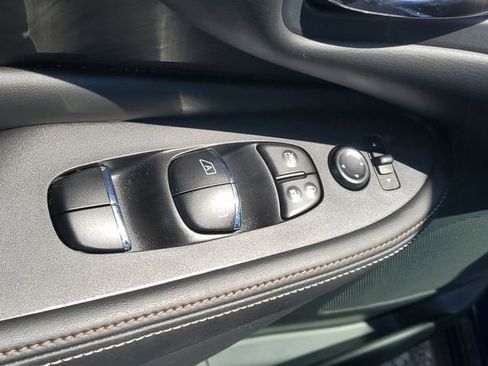 Used 2023 Nissan Murano Platinum AWD/4WD image 15