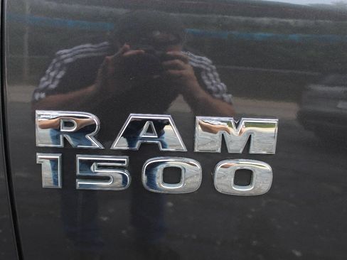 Used 2014 RAM 1500 Express image 9