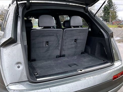 Used 2017 Audi Q7 3.0T Premium Plus image 37