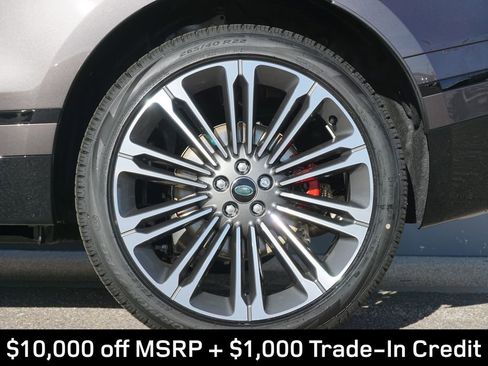 New 2025 Land Rover Range Rover Velar Dynamic SE image 32