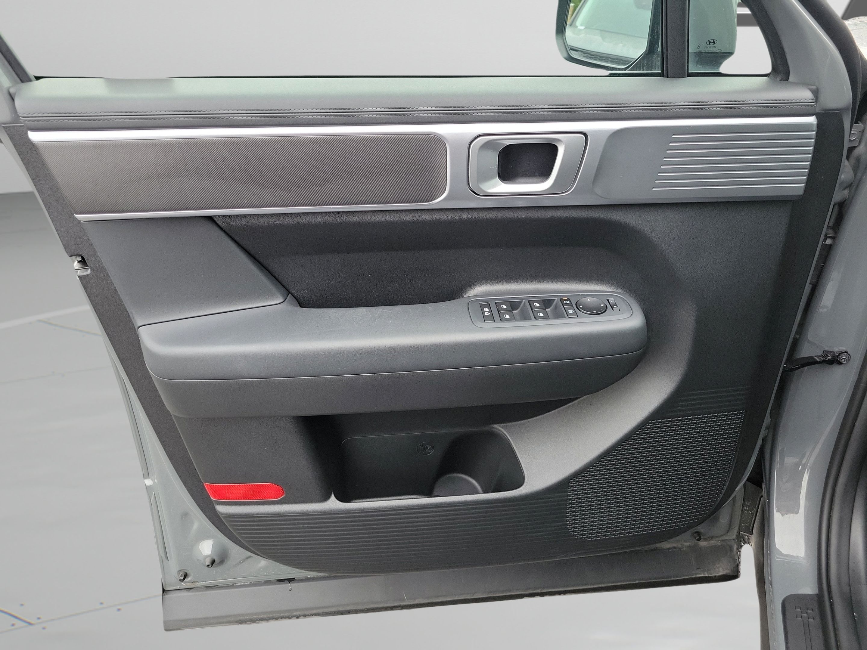Used 2024 Hyundai Santa Fe SE AWD/4WD image 19