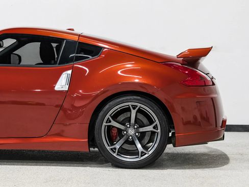 Used 2013 Nissan 370Z NISMO w/ Bose Pkg image 13