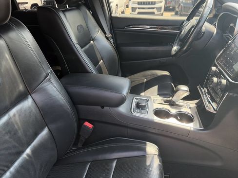 Used 2021 Jeep Grand Cherokee Overland AWD/4WD image 33