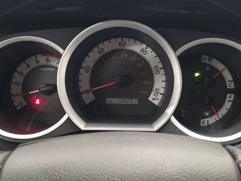 Used 2012 Toyota Tacoma 2WD Access Cab w/ SR5 Pkg image 12