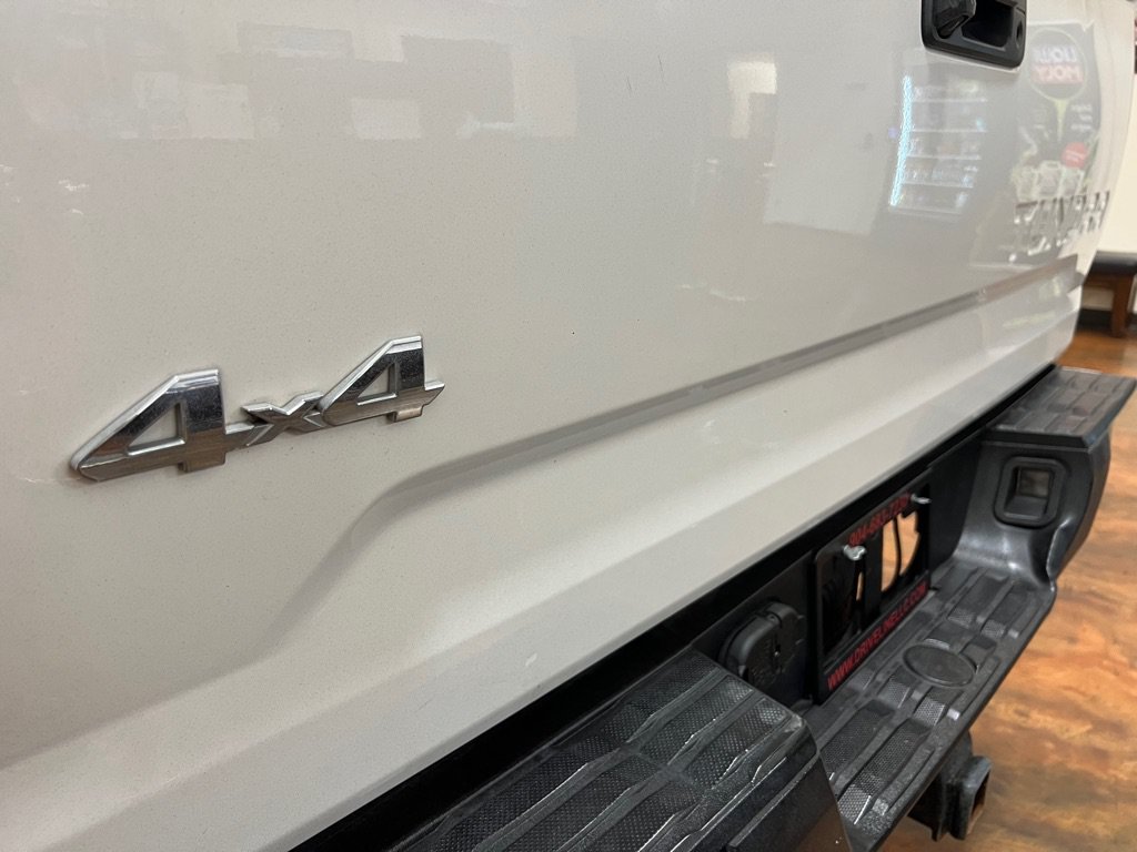 Used 2017 Toyota Tundra SR5 AWD/4WD image 45
