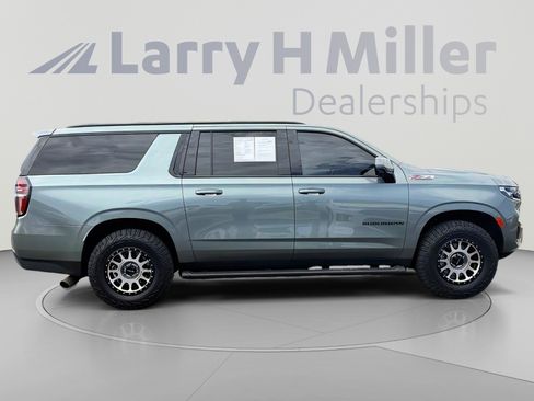Used 2024 Chevrolet Suburban Z71 w/ Off-Road Capability Package AWD/4WD image 7