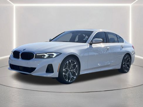 New 2026 BMW 330i Sedan w/ Convenience Package image 23