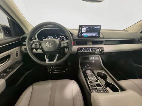 Used 2025 Honda Pilot EX-L image 22