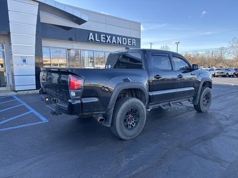 Used 2019 Toyota Tacoma TRD Pro image 3