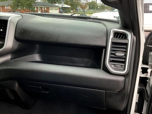 Used 2021 RAM 2500 Big Horn image 16