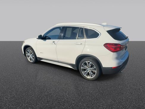 Used 2017 BMW X1 xDrive28i AWD/4WD image 7