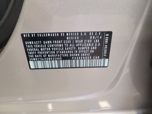 Used 2014 Volkswagen Jetta SE FWD image 33