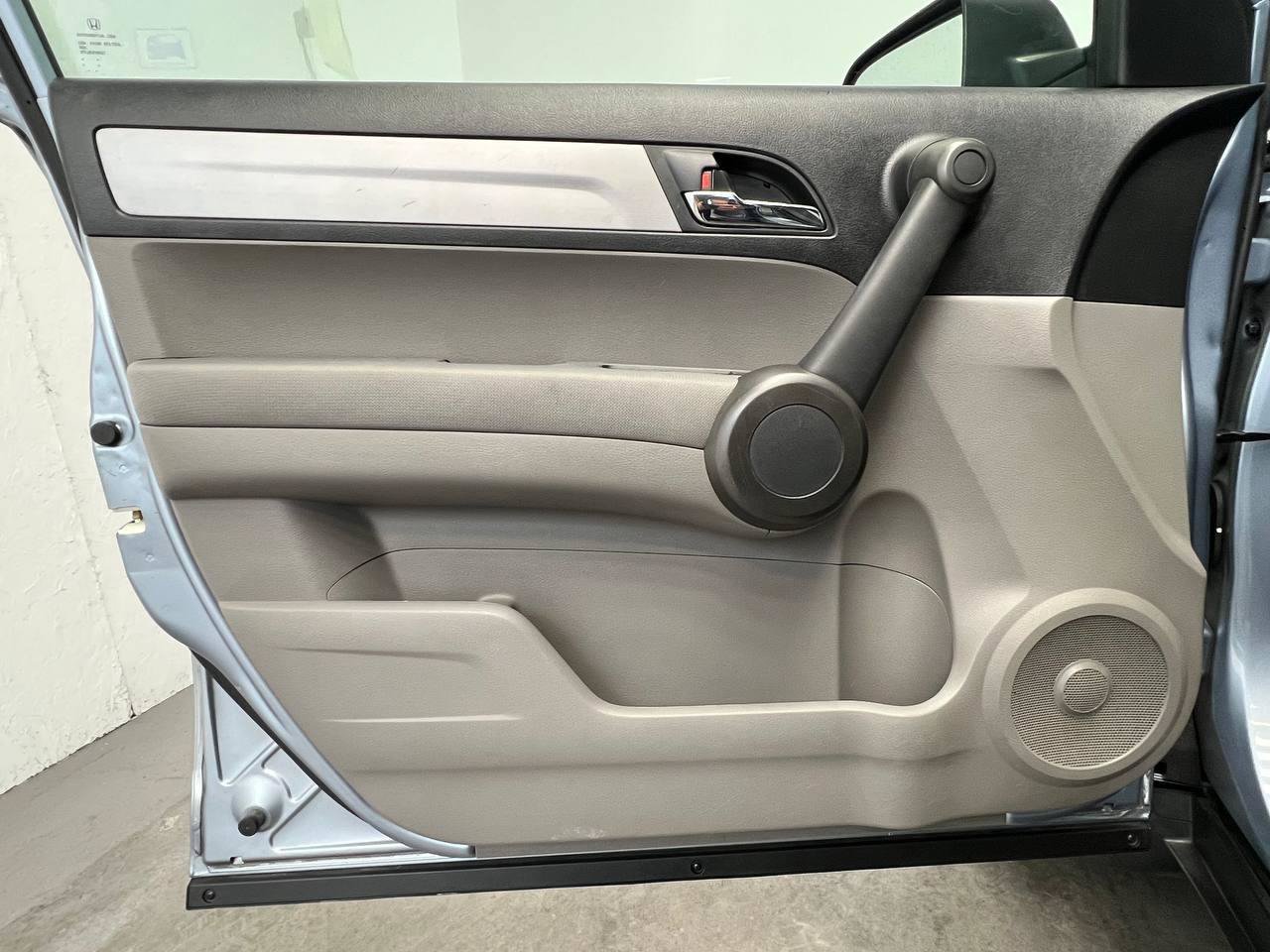 Used 2011 Honda CR-V SE image 9