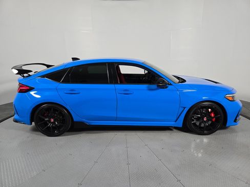 Used 2024 Honda Civic Type R image 4