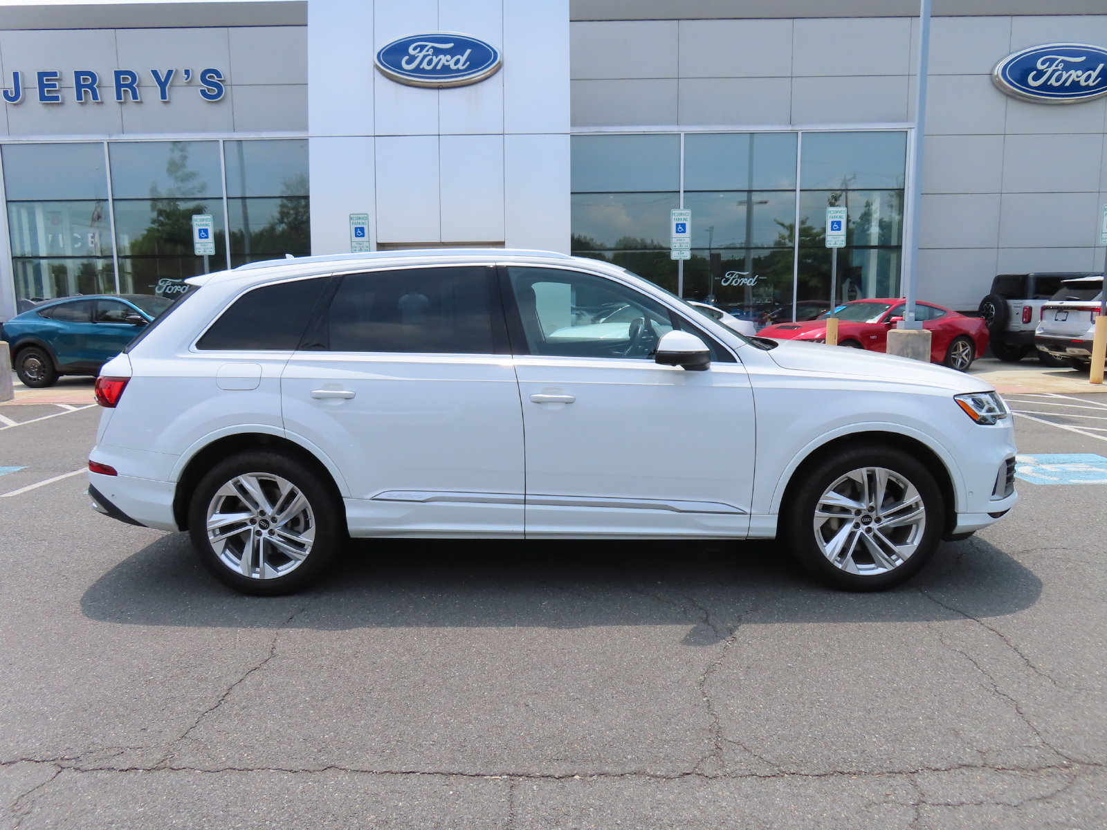 Used 2023 Audi Q7 3.0T Premium Plus AWD/4WD image 4