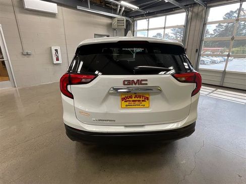 Used 2018 GMC Terrain SLE FWD image 4