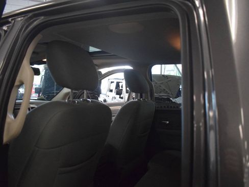 Used 2015 RAM 1500 Big Horn AWD/4WD image 42