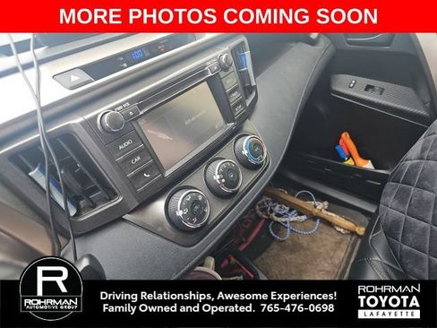 Used 2015 Toyota RAV4 LE AWD/4WD image 9