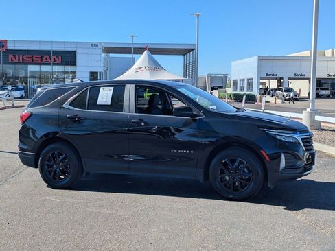 Used 2024 Chevrolet Equinox LT AWD/4WD image 32
