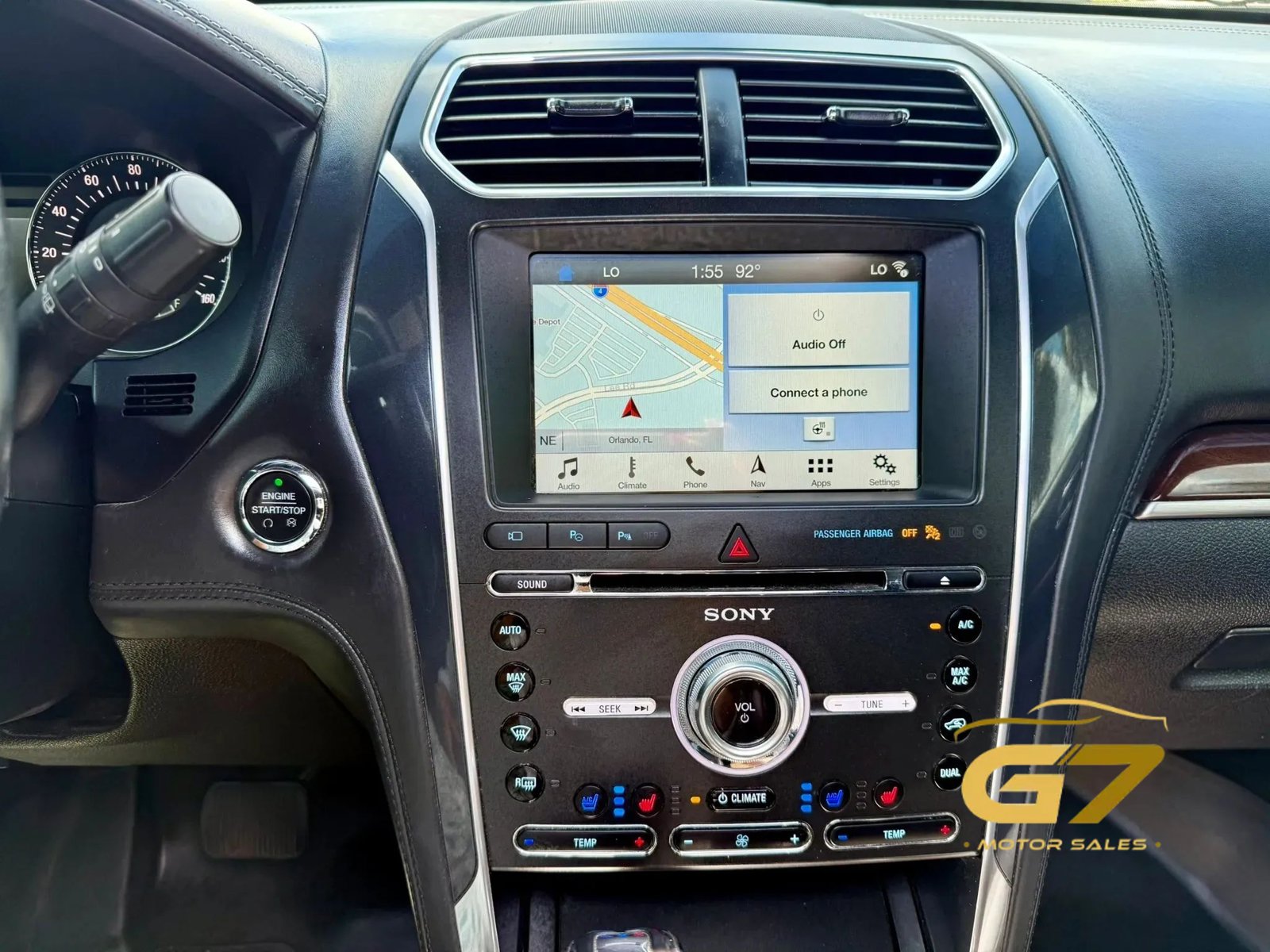 Used 2018 Ford Explorer Platinum AWD/4WD image 10
