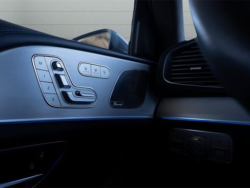 Used 2024 Mercedes-Benz GLE 63 AMG S image 41