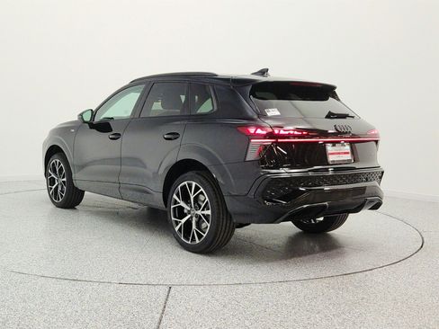 New 2026 Audi Q3 quattro 2.0T AWD/4WD image 7