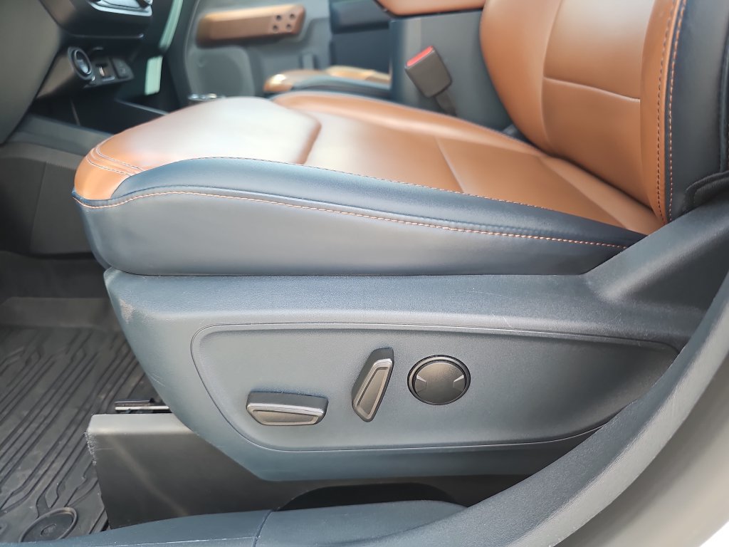 Used 2022 Ford Maverick Lariat w/ Equipment Group 500A Standard AWD/4WD image 26