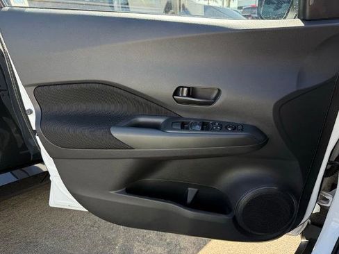 Certified 2025 Nissan Kicks Play S FWD image 18