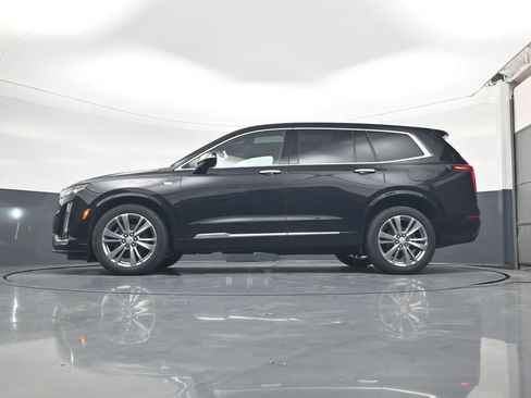 Used 2023 Cadillac XT6 Premium Luxury image 21