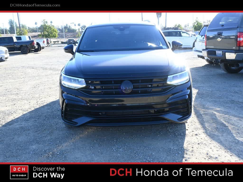 Used 2024 Volkswagen Tiguan SE R-Line FWD image 2
