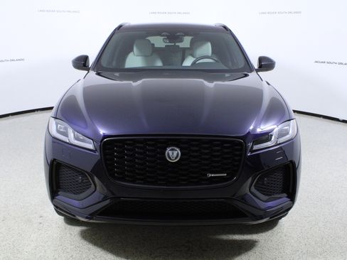 Used 2025 Jaguar F-PACE R-Dynamic S image 2