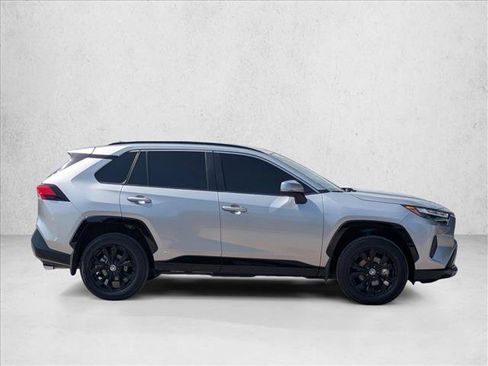 Used 2025 Toyota RAV4 SE w/ Weather Package AWD/4WD image 4