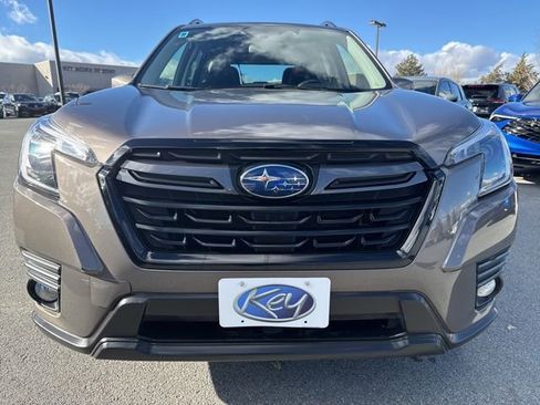 Used 2023 Subaru Forester Limited image 8