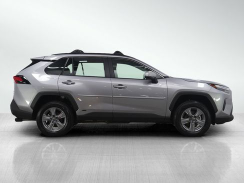 Used 2025 Toyota RAV4 XLE image 6