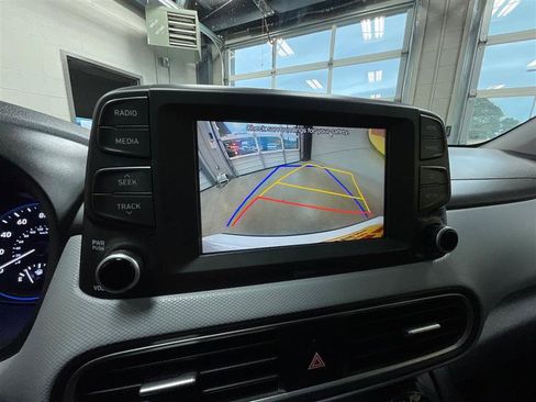 Used 2021 Hyundai Kona SE AWD/4WD image 18