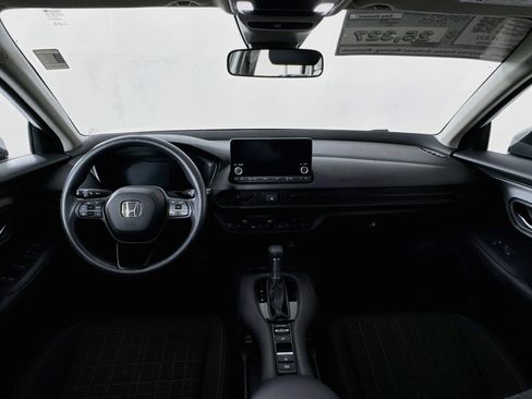 Used 2023 Honda HR-V LX image 23