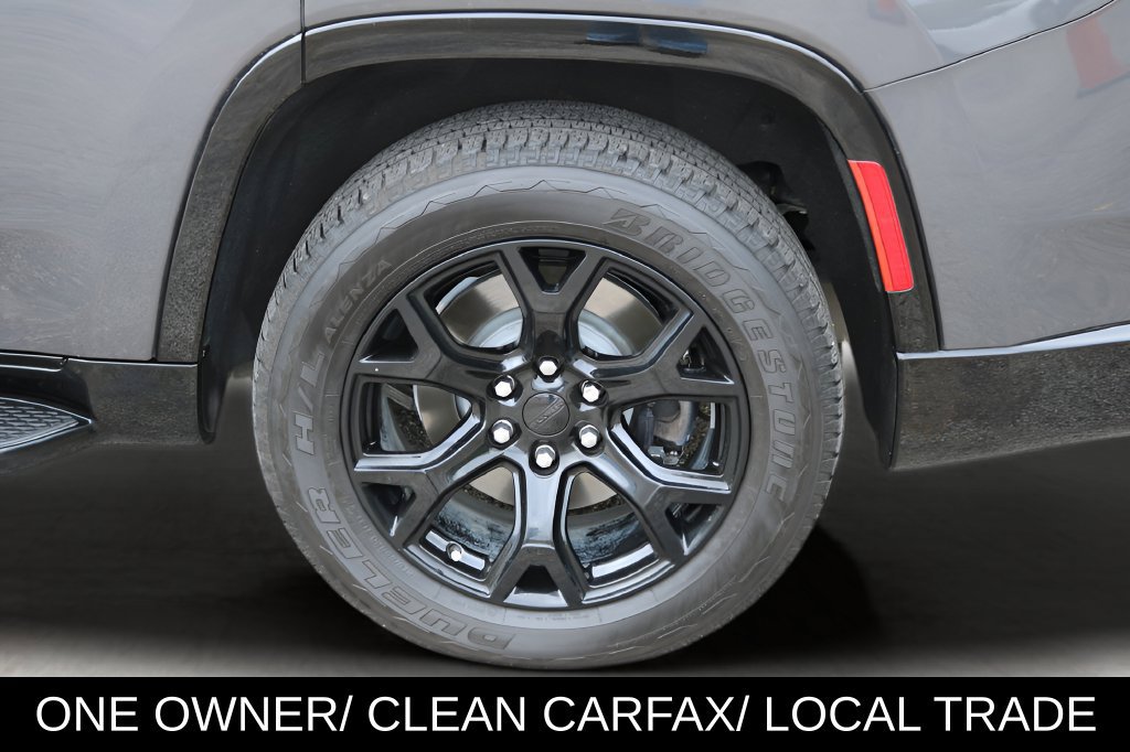 Used 2024 Jeep Wagoneer Series II RWD image 9