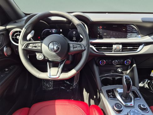 New 2026 Alfa Romeo Stelvio Sprint AWD/4WD image 42