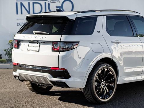 Used 2024 Land Rover Discovery Sport S image 7
