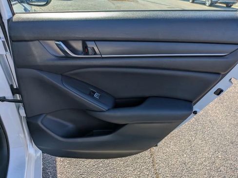 Used 2022 Honda Accord Sport image 30