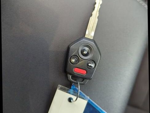 Used 2023 Subaru Outback Premium image 36