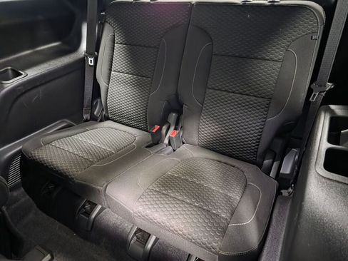 Used 2017 GMC Acadia SLE AWD/4WD image 11