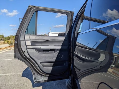 Used 2024 Ford Expedition XLT image 58